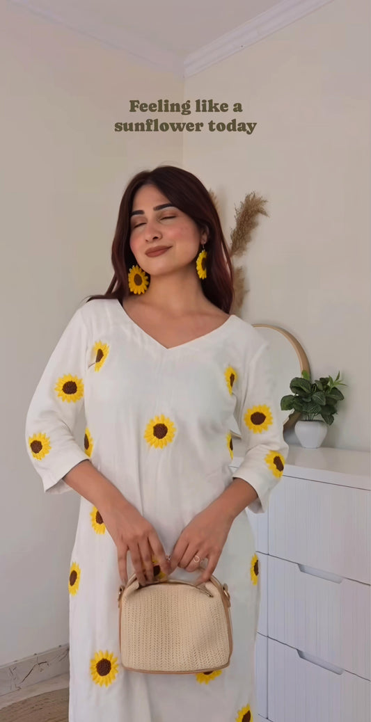 Hand embroidered Cotton Linen Sunflower Kurta Set