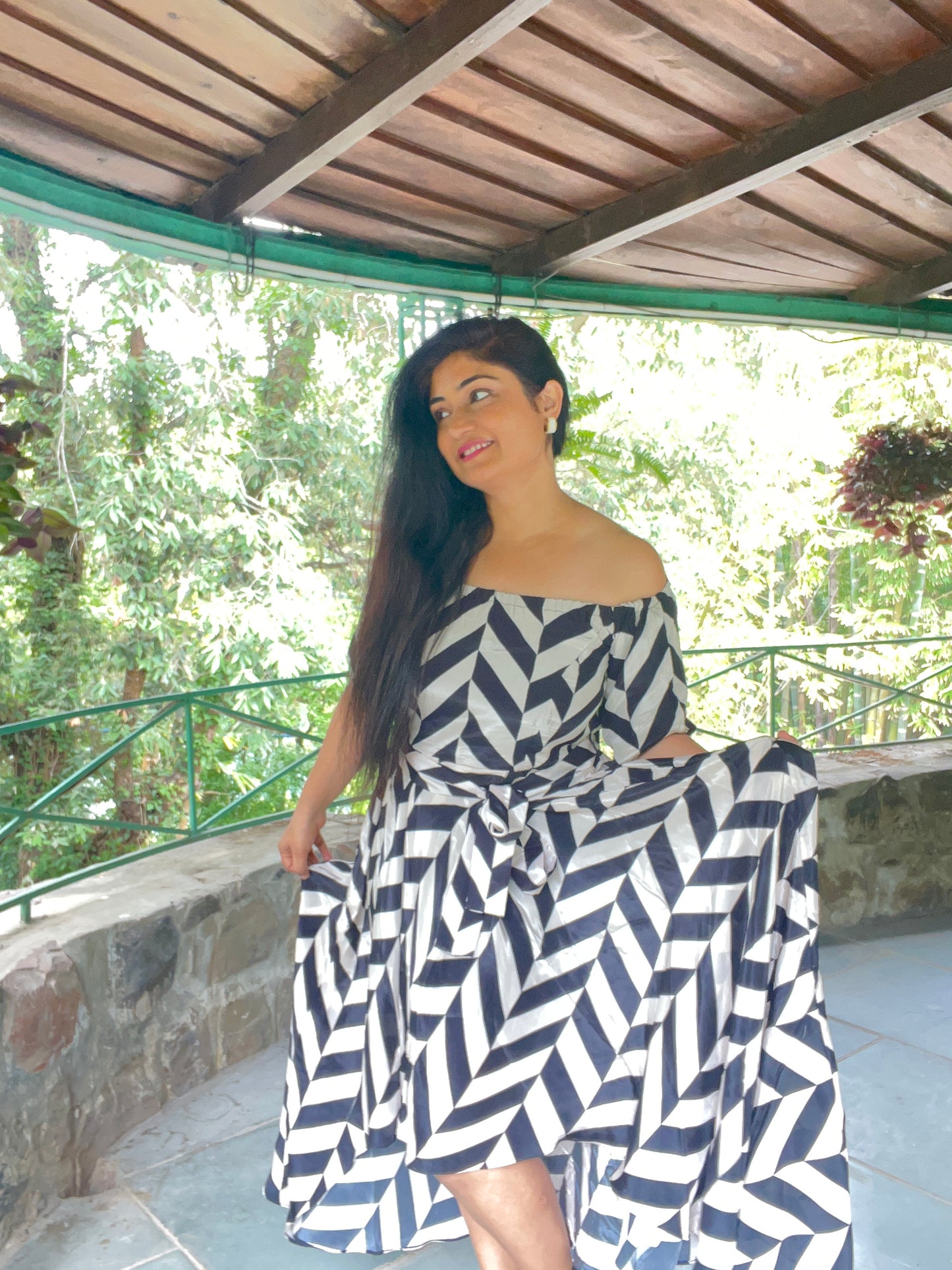 Black & White Chevron Crepe Dress
