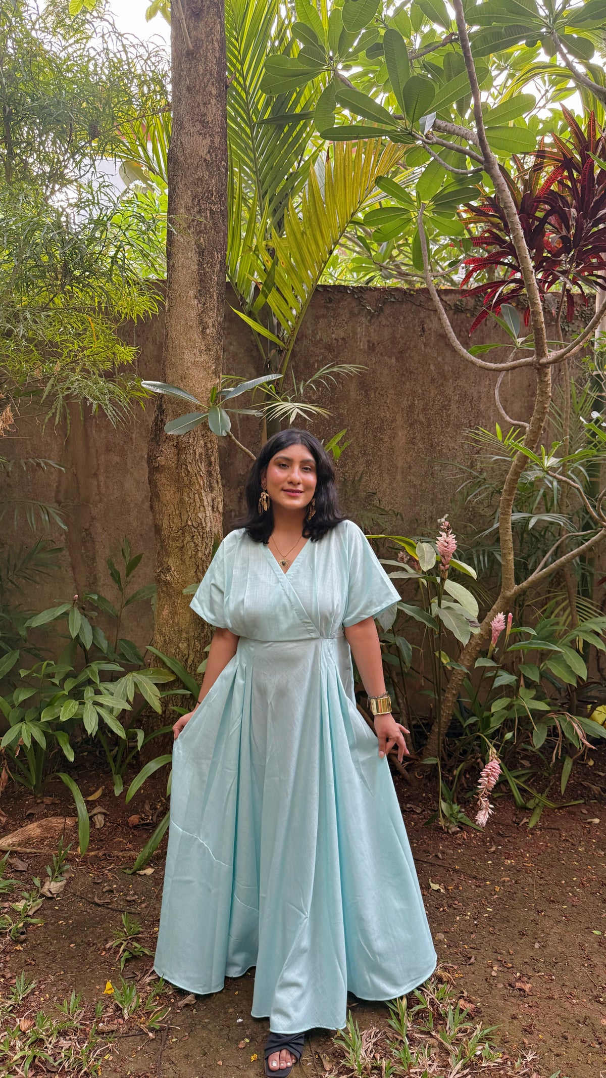 Blue Cotton Maxi Dress for Women | Flowy V-Neck Dress with Short Sleeves